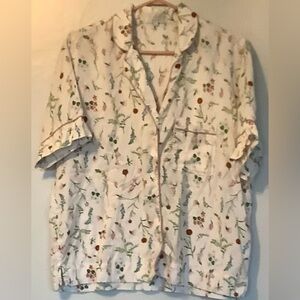 Deane and white pyjamas shop